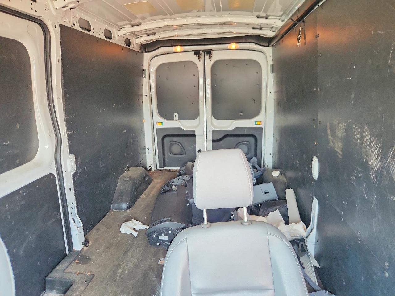 Ford Transit T-250