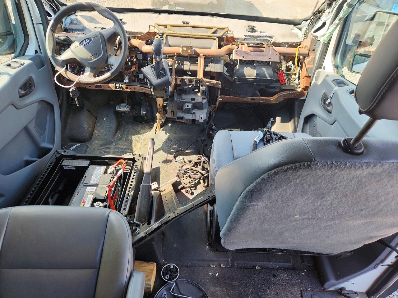 Ford Transit T-250