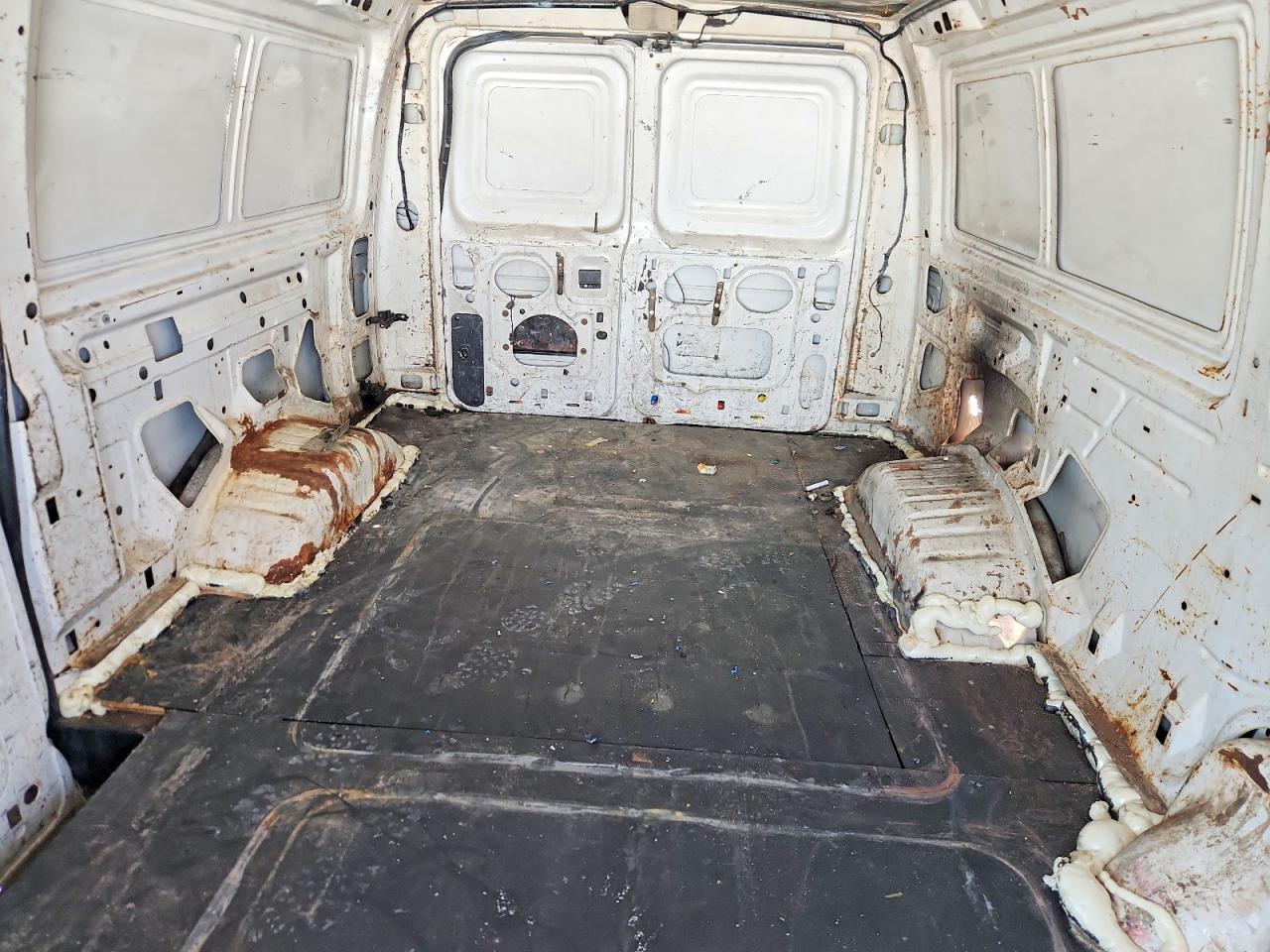 Ford Econoline E250 Van