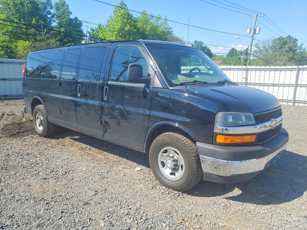 Chevrolet Express Lt