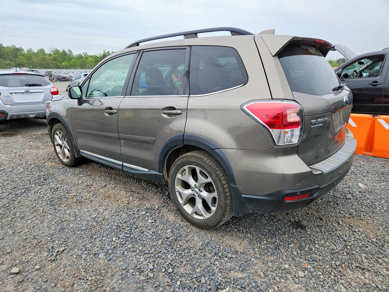 Subaru Forester 2.5i Touring