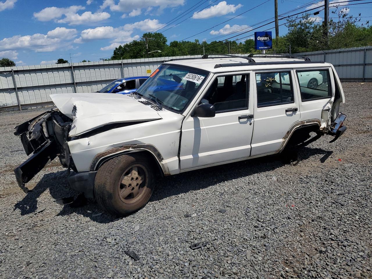 Salvage Jeep Cherokee Image
