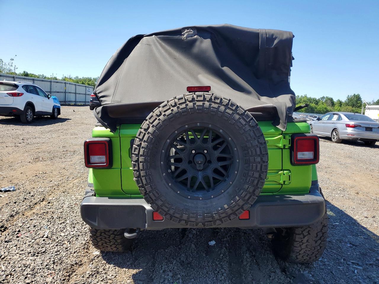 Jeep Wrangler Sahara