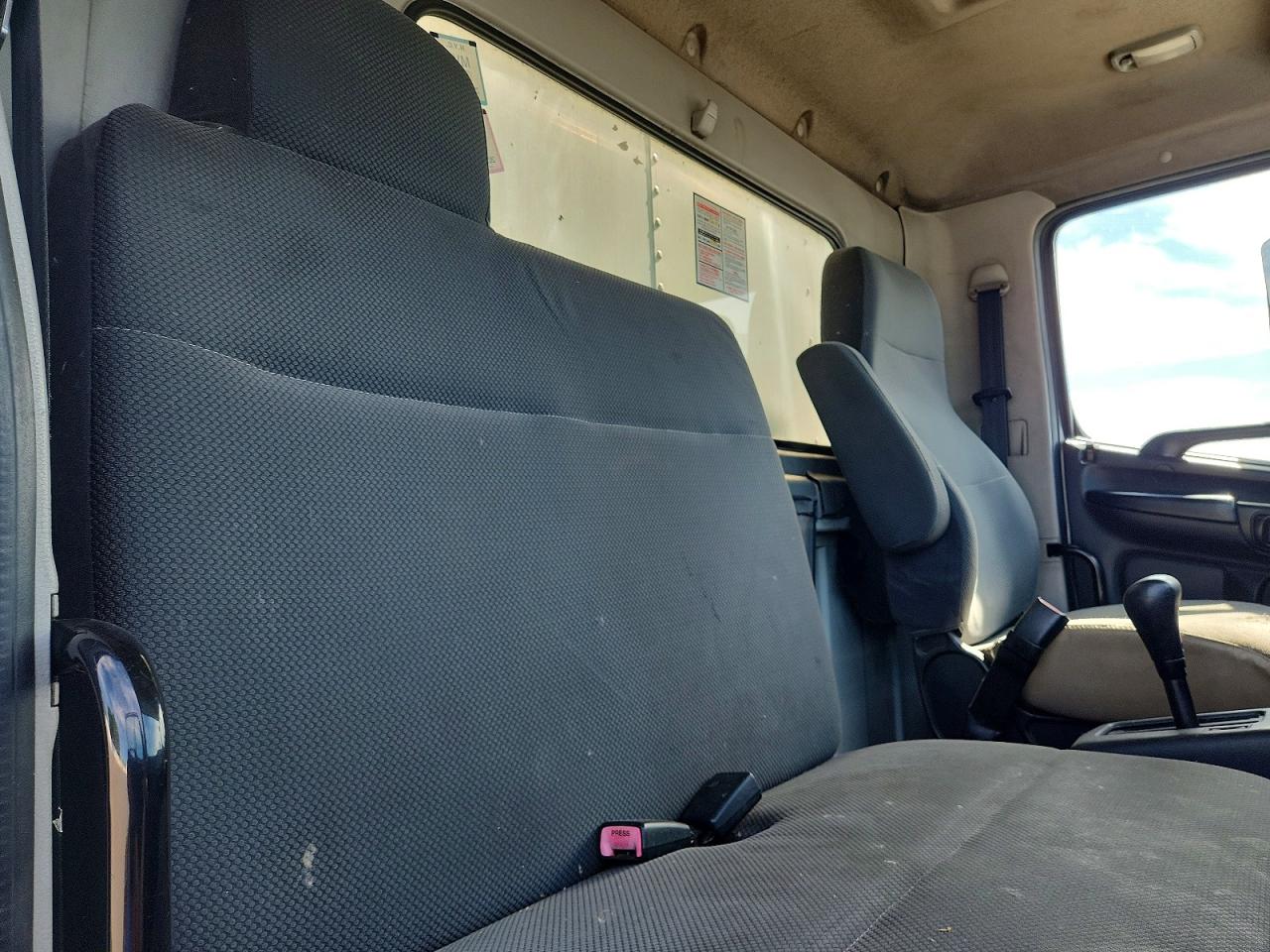 Hino 268a