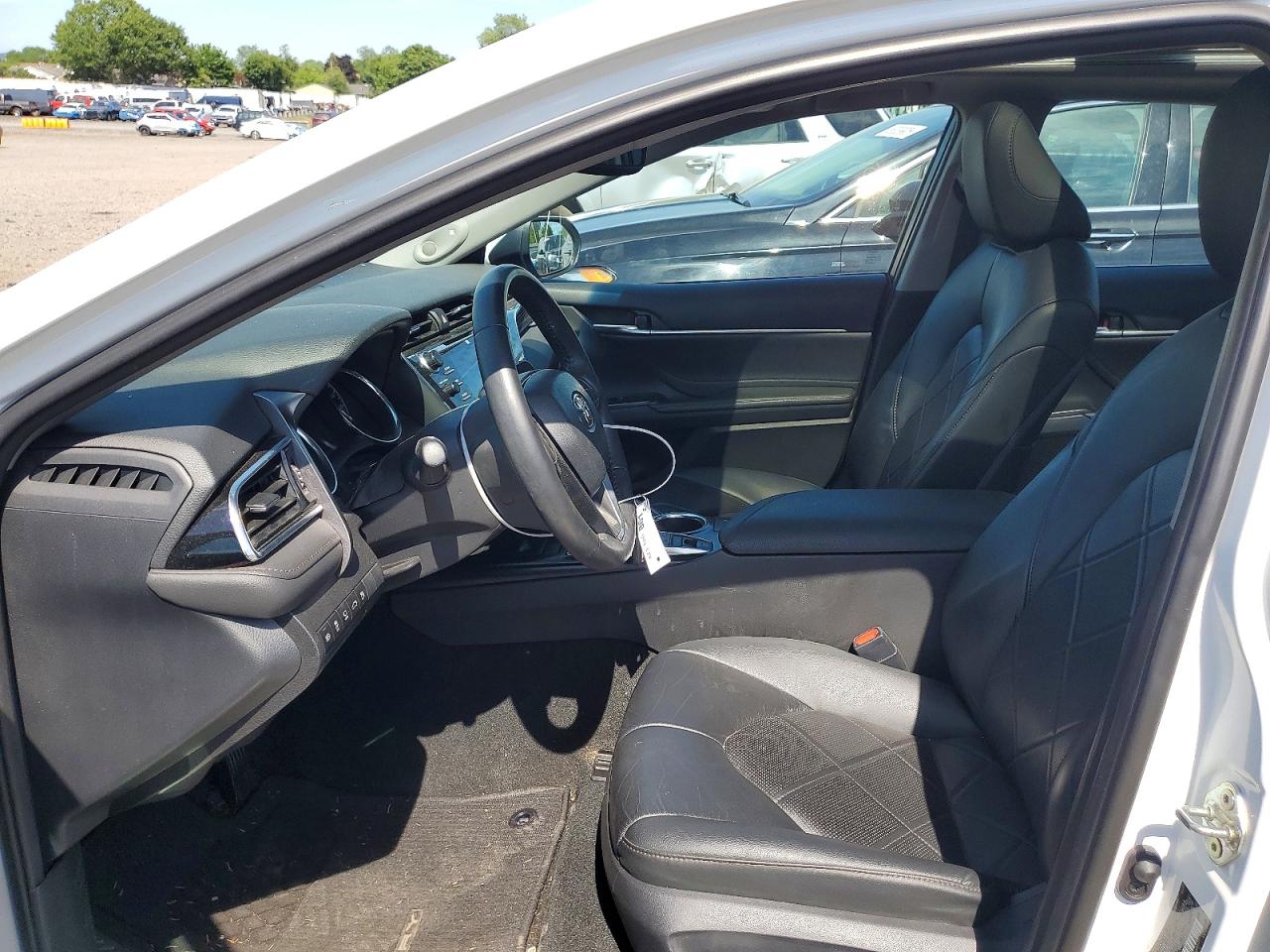 Toyota Camry Xle V6