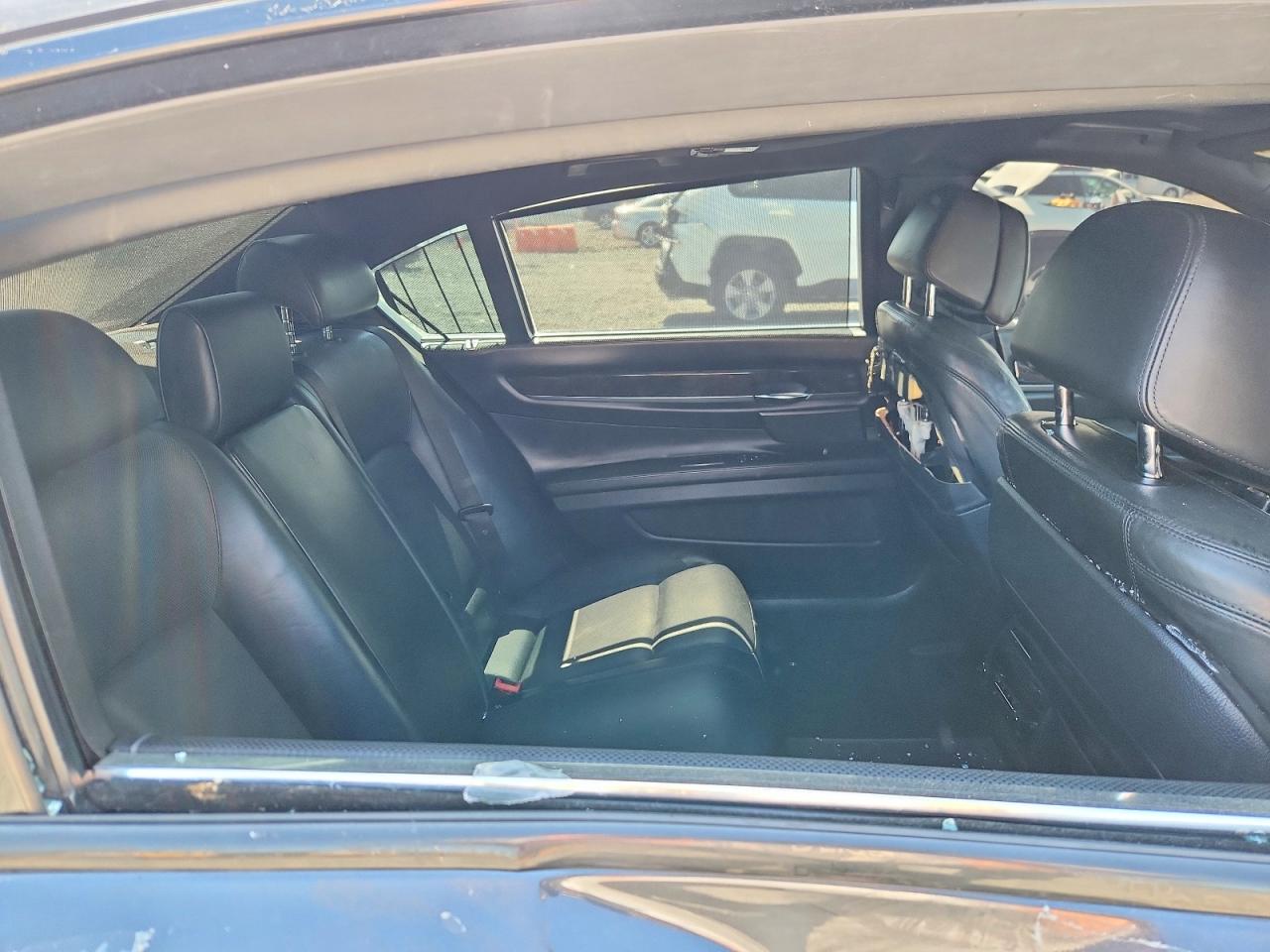 BMW 7 Series Lxi