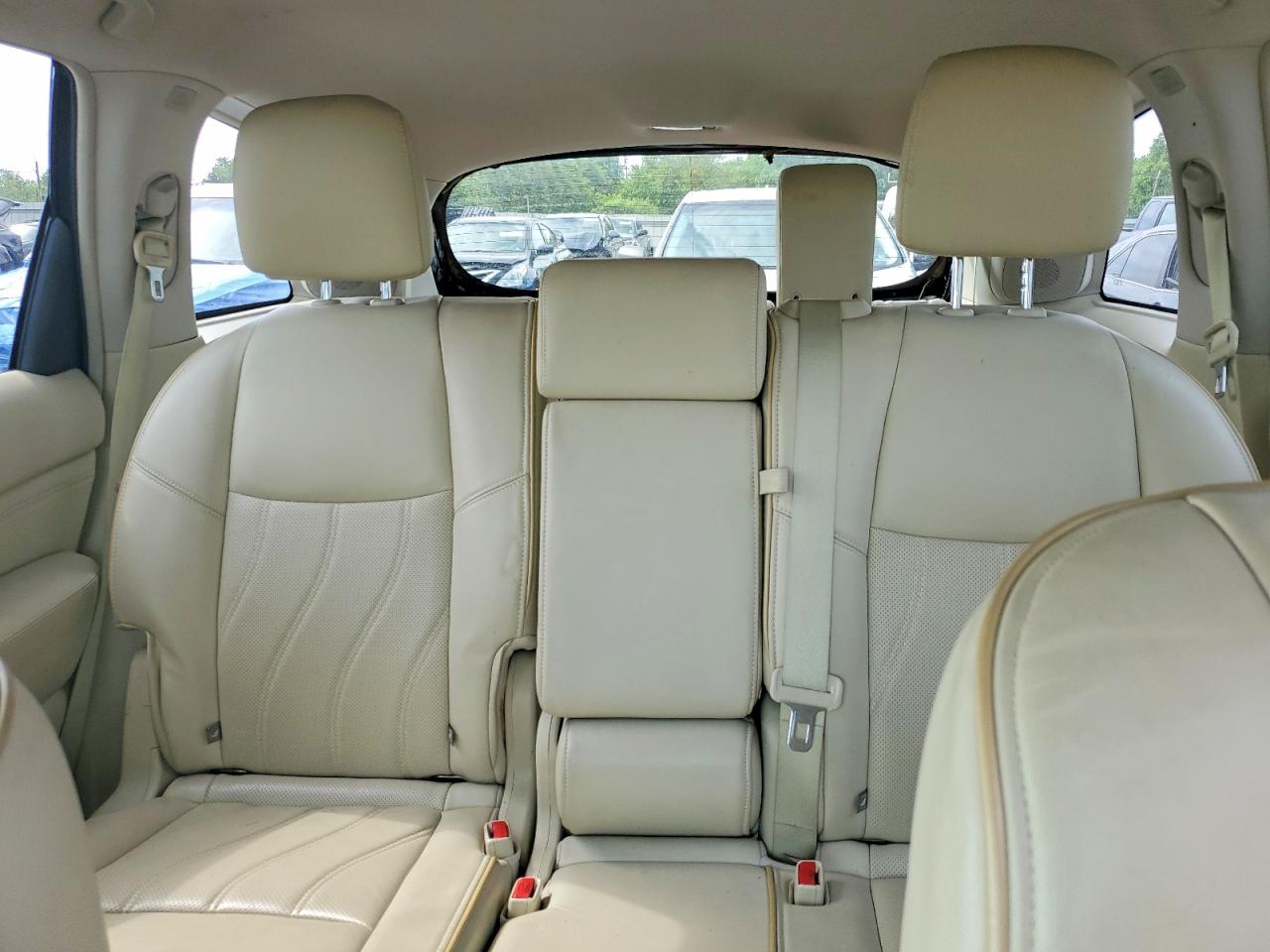 INFINITI Qx Base