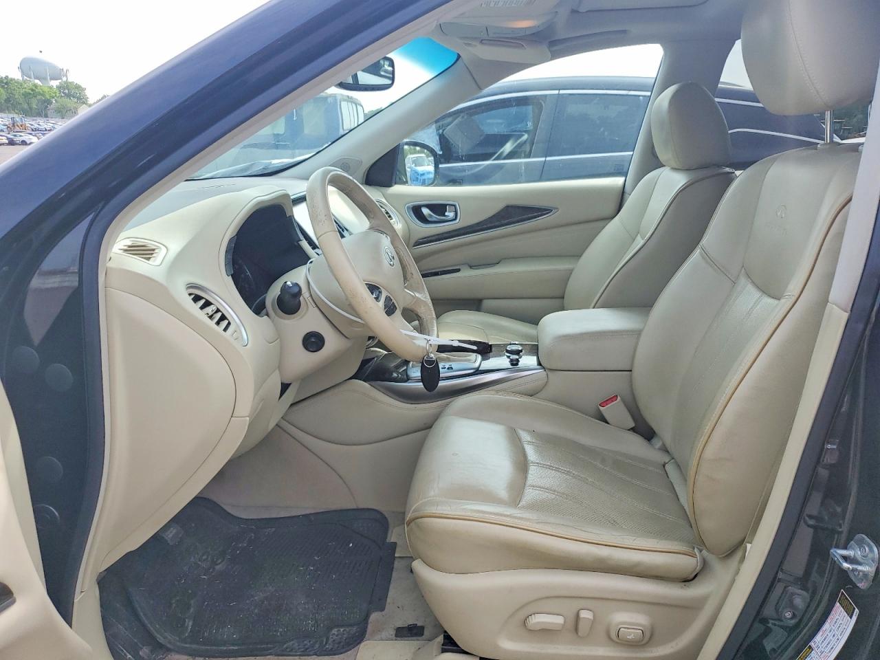 INFINITI Qx Base