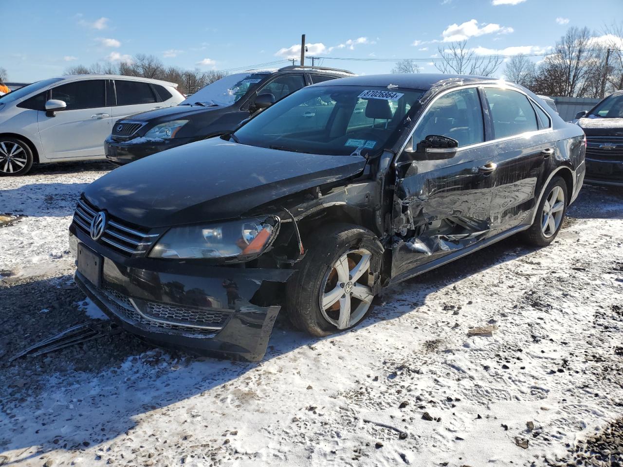 Salvage Volkswagen Passat Image