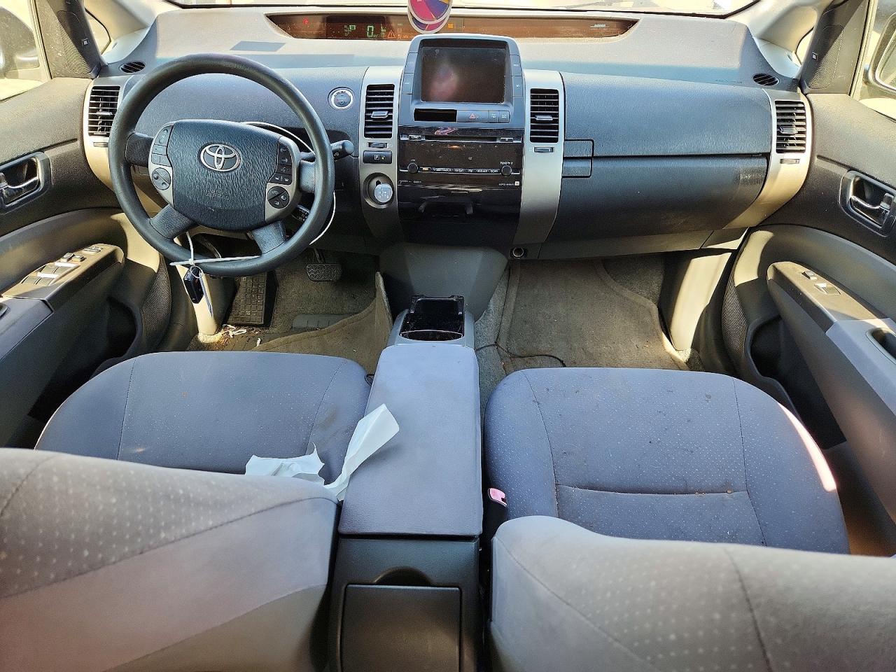 Toyota Prius Base
