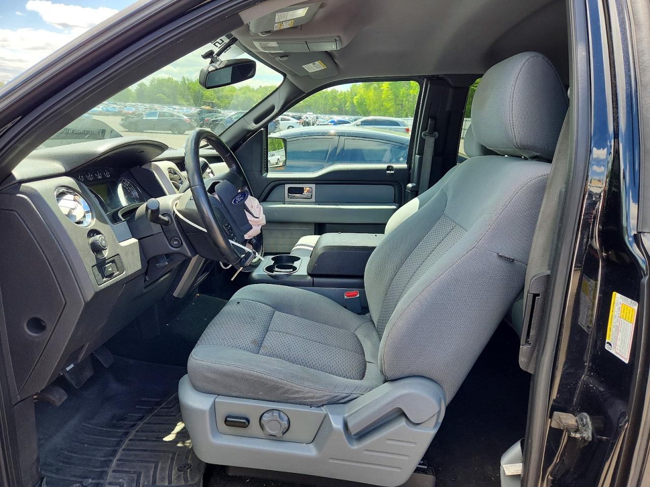 Ford F-150 Super Cab