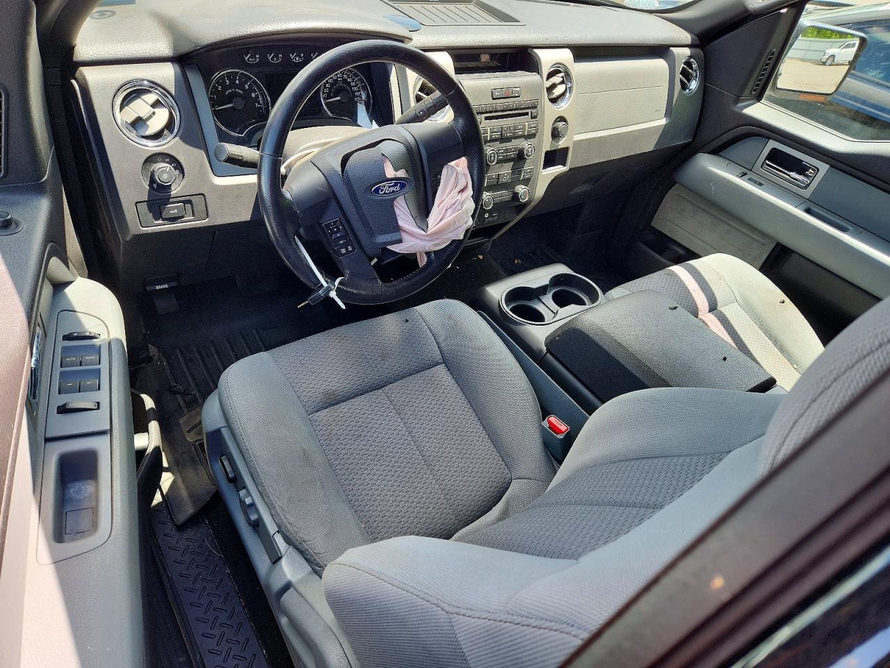 Ford F-150 Super Cab