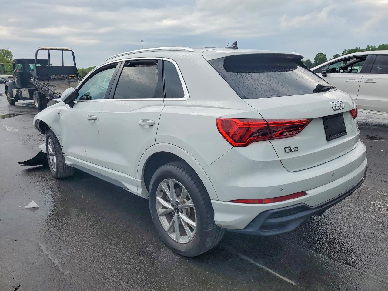 Audi Q3 Premium Plus S Line 45