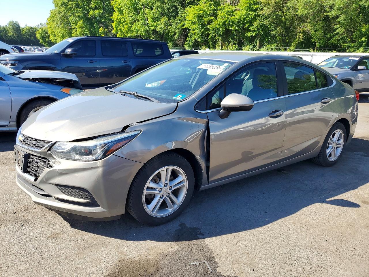 Salvage Chevrolet Cruze Image