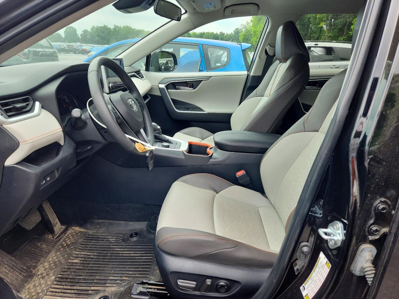 Toyota RAV4 Adventure