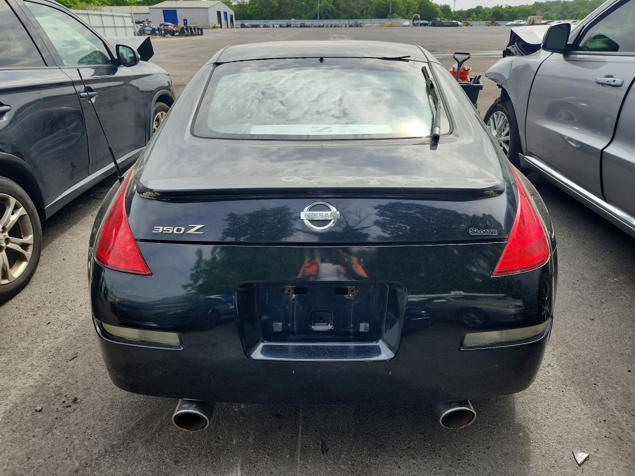 Nissan 350Z Coupe