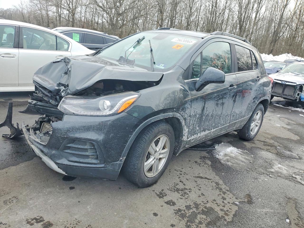 Salvage Chevrolet Trax Image