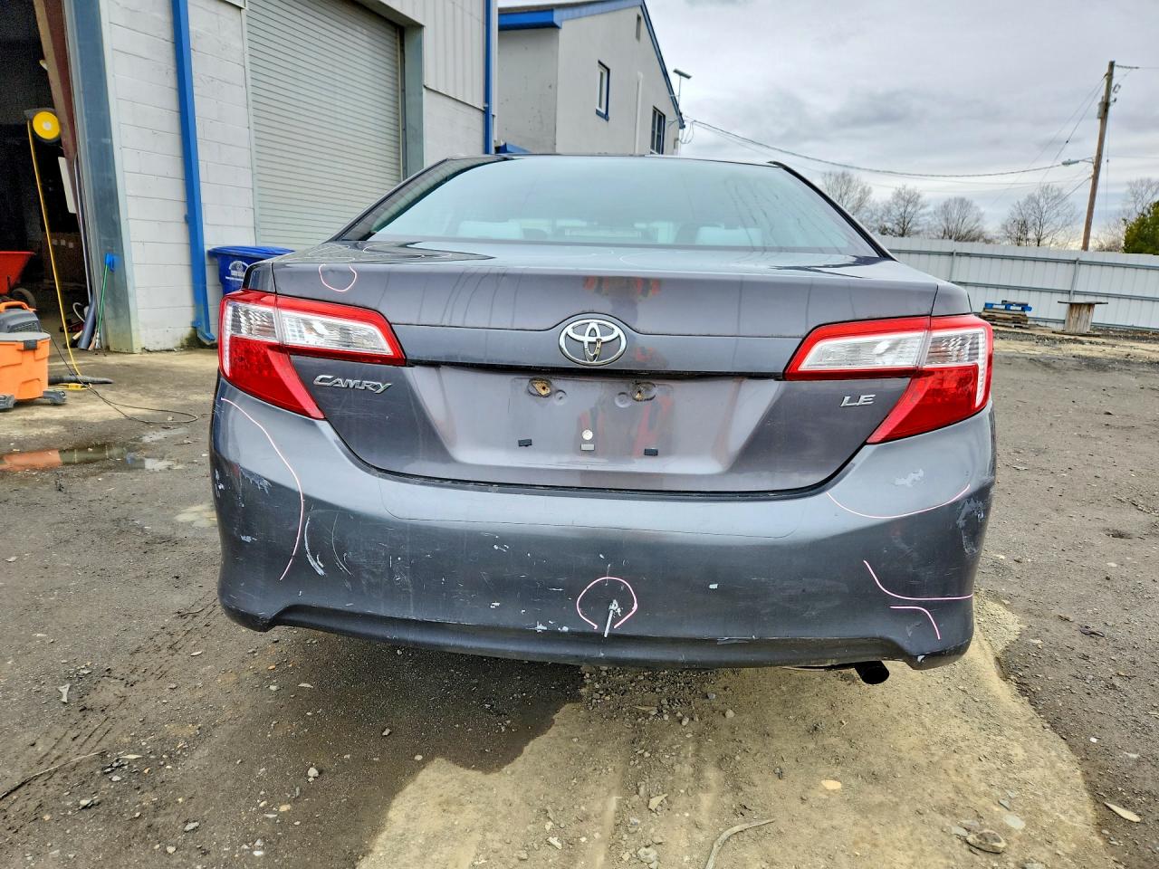 Toyota Camry Le