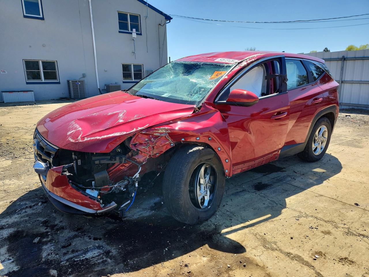 Salvage Hyundai TUCSON Image