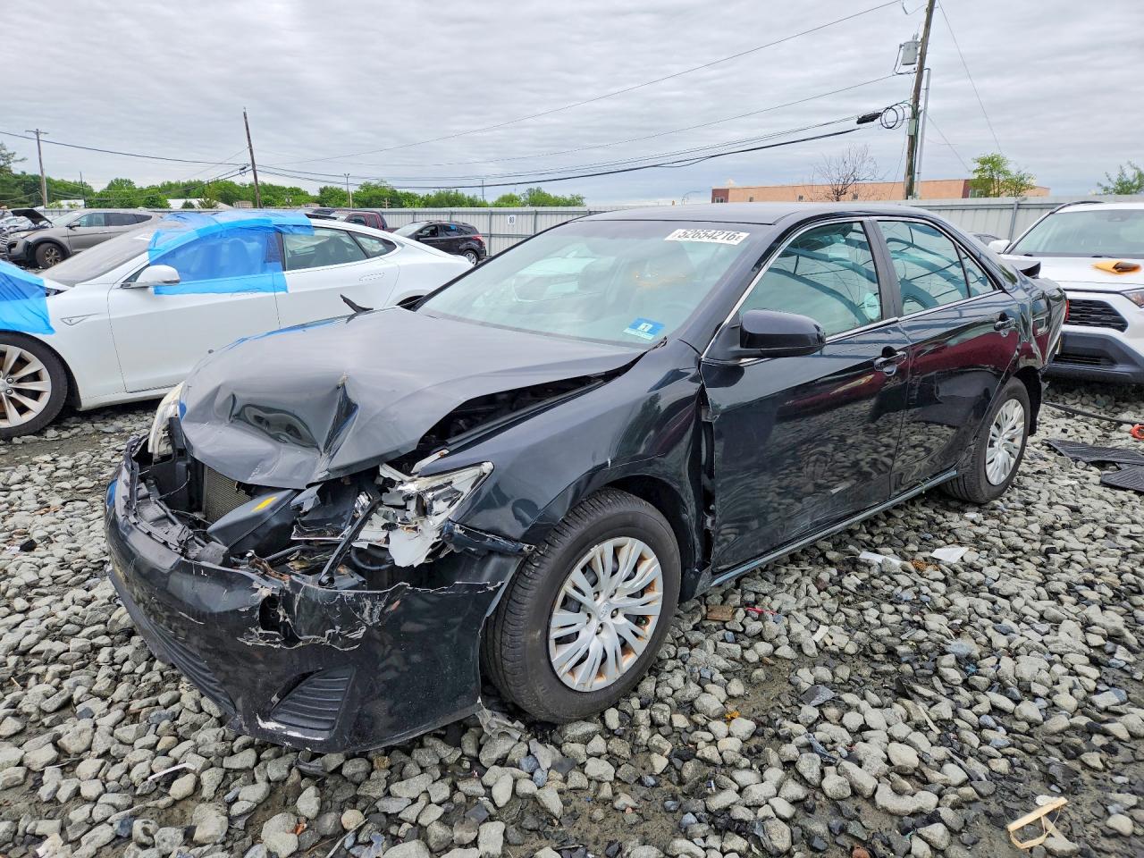 Salvage Toyota Camry Image