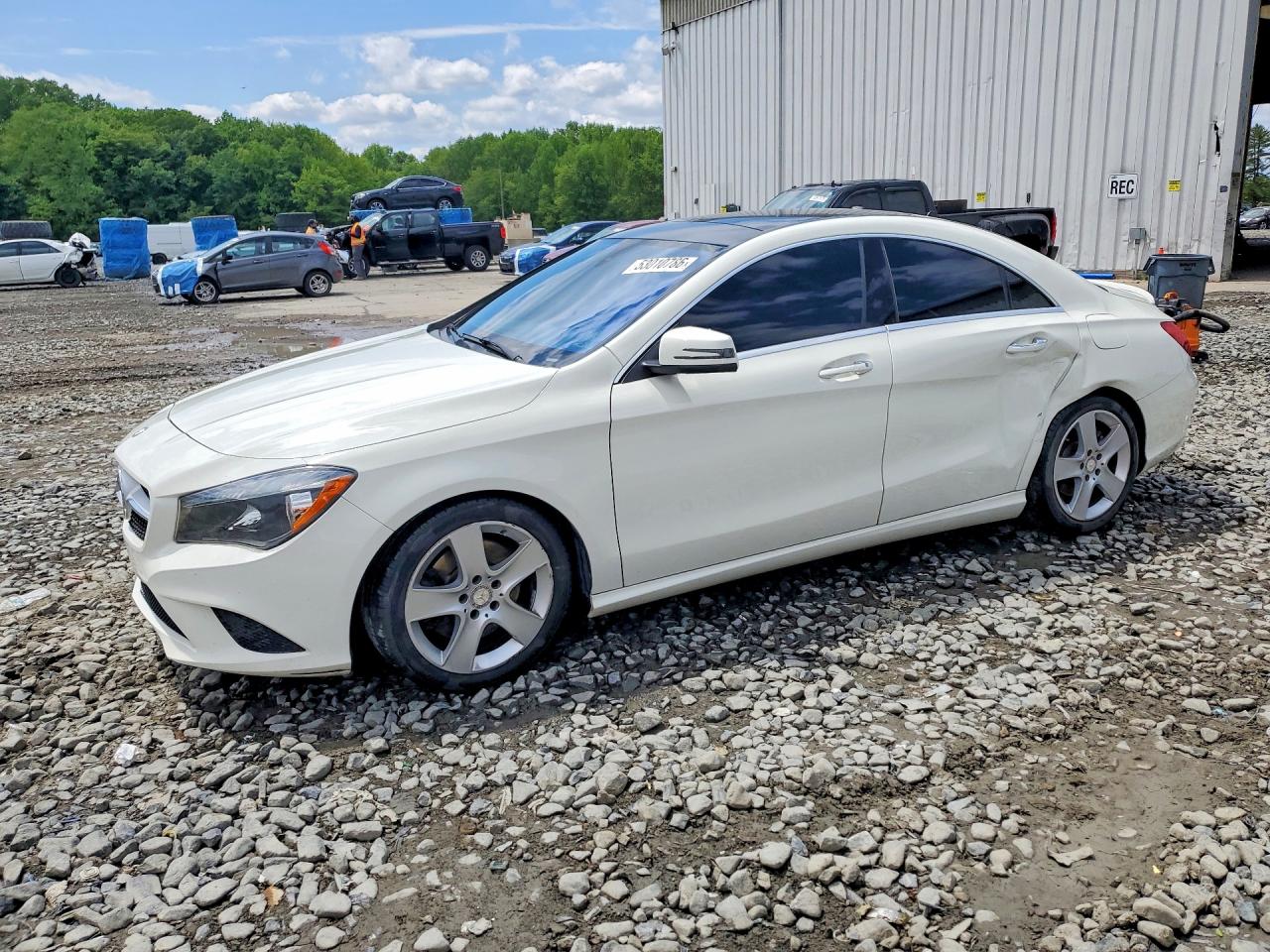 Salvage Mercedes-Benz Cla-class Image
