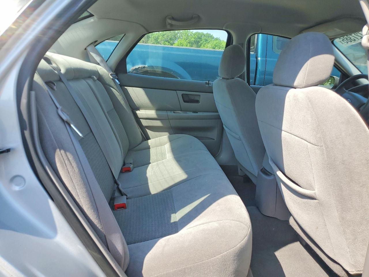 Ford Taurus Sel
