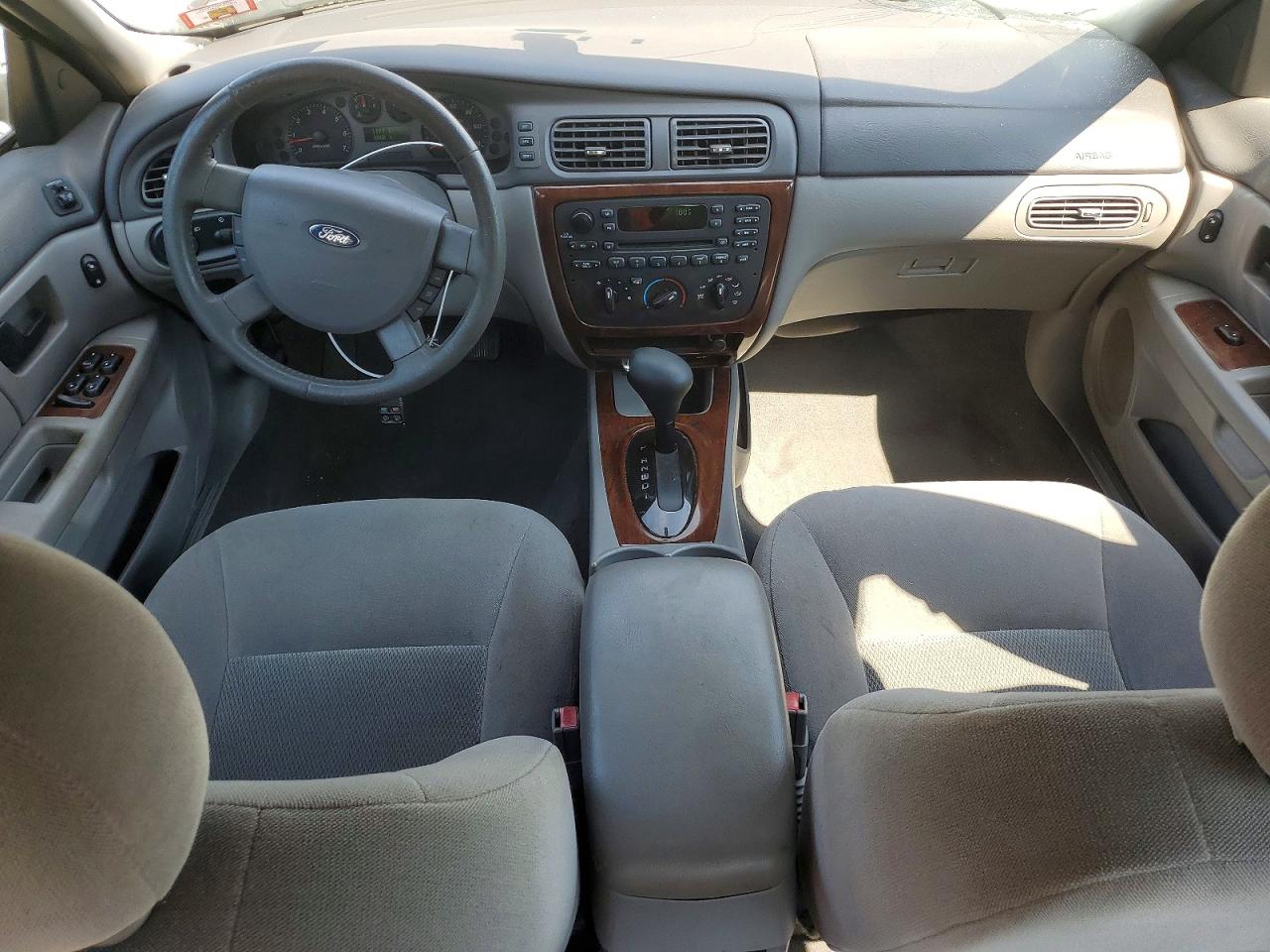 Ford Taurus Sel