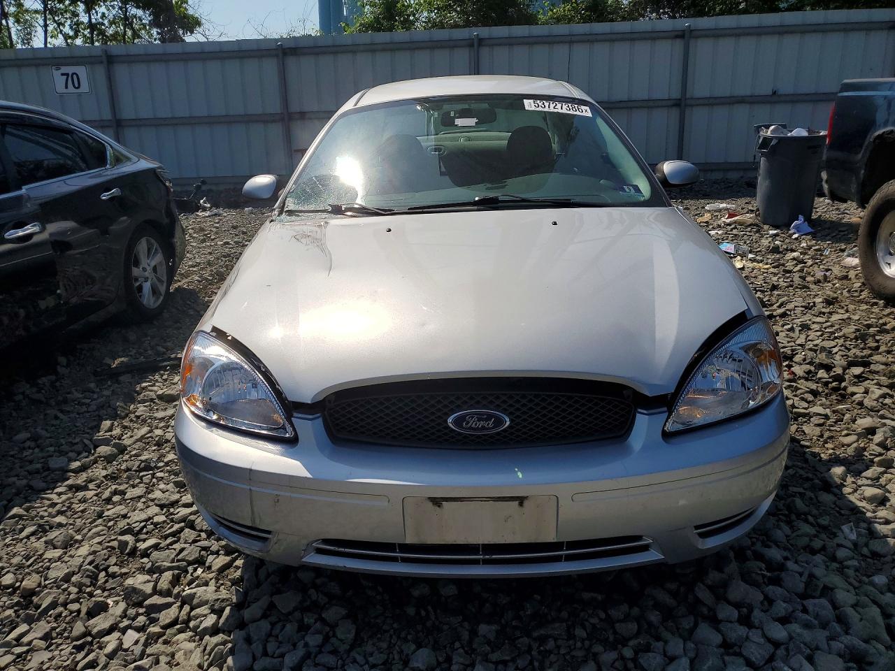Ford Taurus Sel