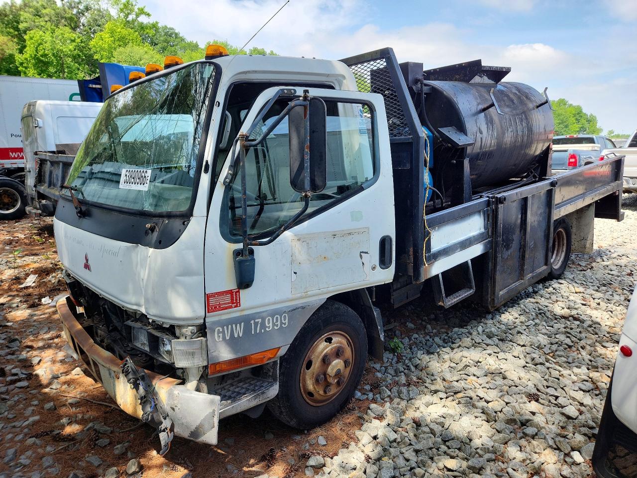 Salvage Mitsubishi Fuso Fe Image
