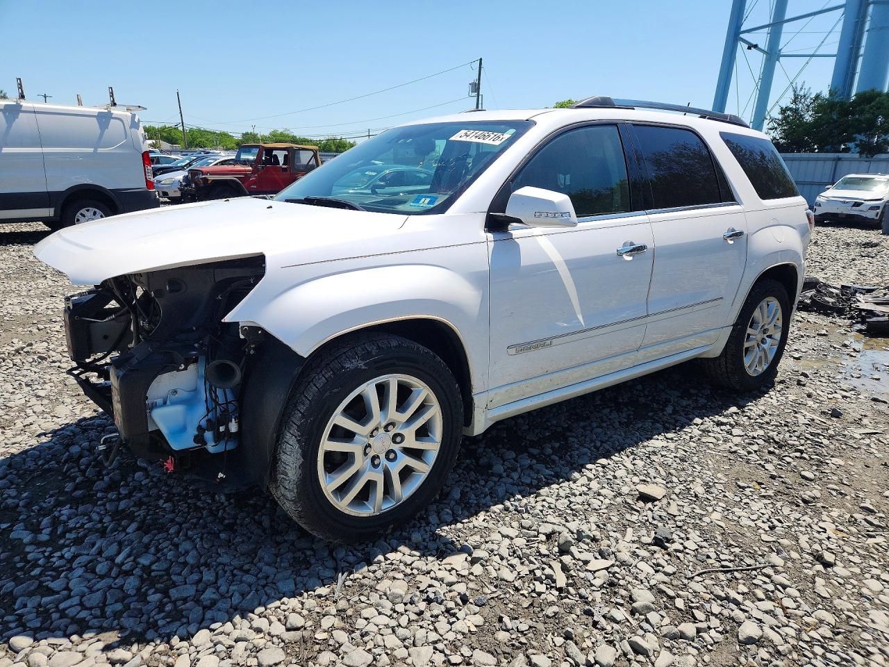 Salvage GMC Acadia Image