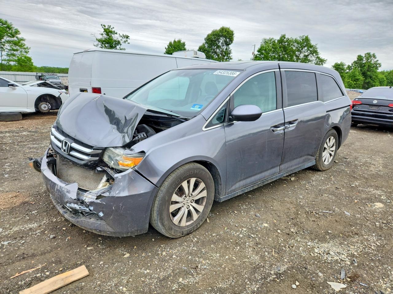 Salvage Honda Odyssey Image