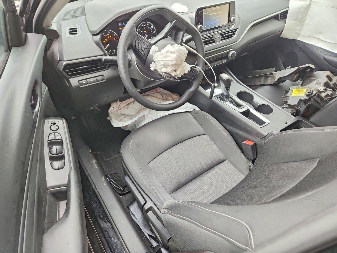 Nissan Altima S