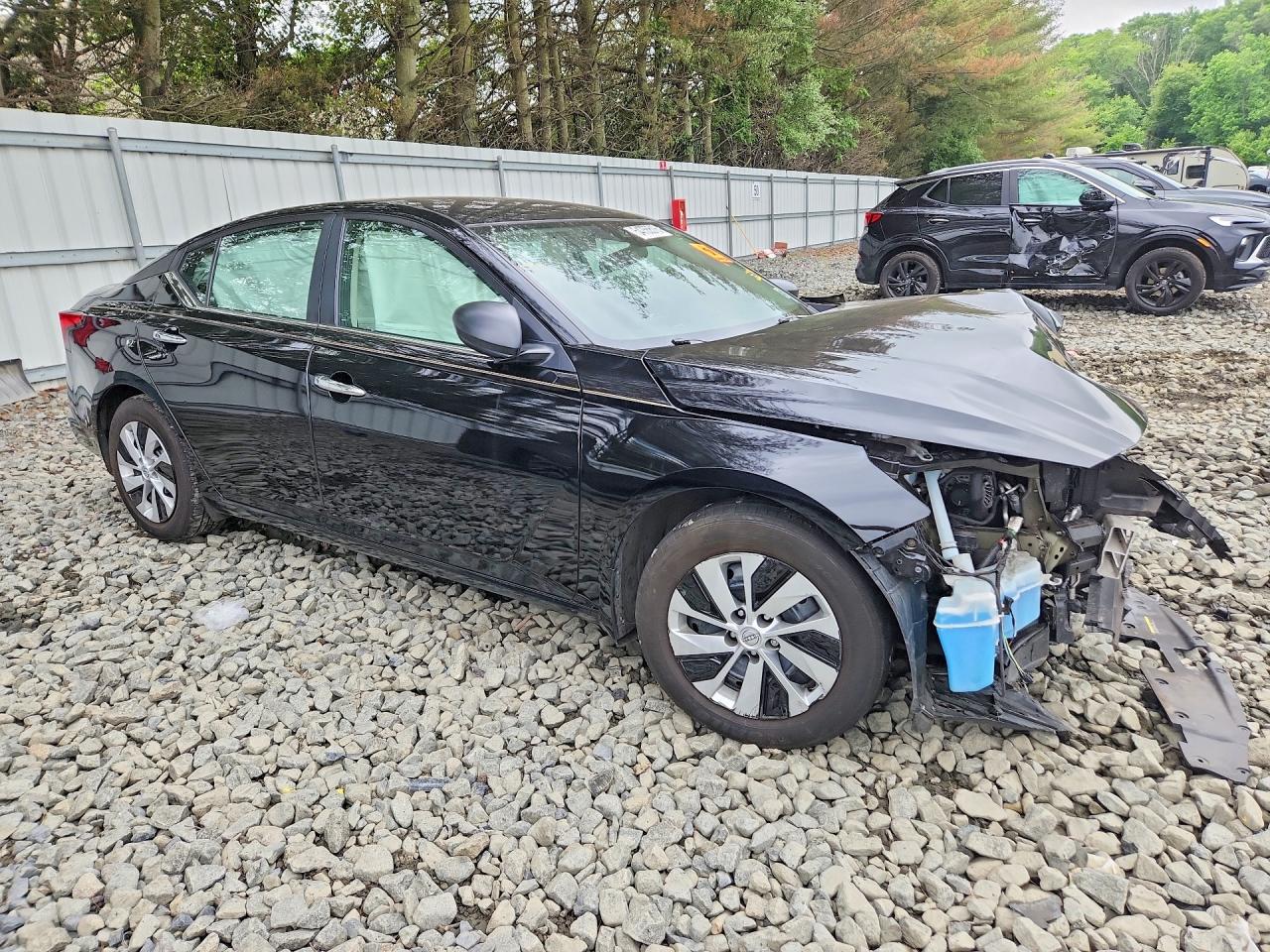 Nissan Altima S