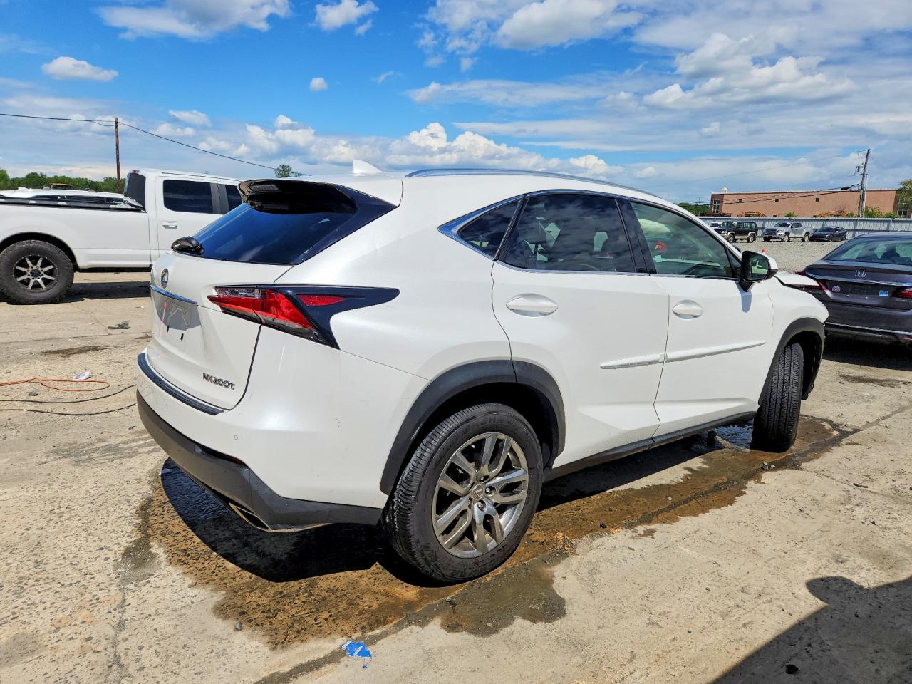 Lexus NX 200t
