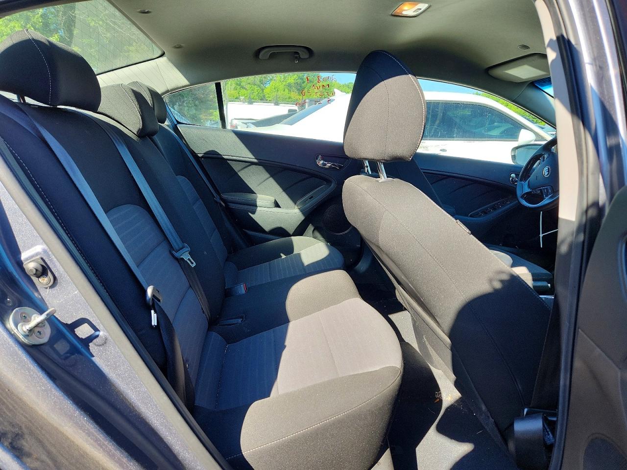 Kia Forte S
