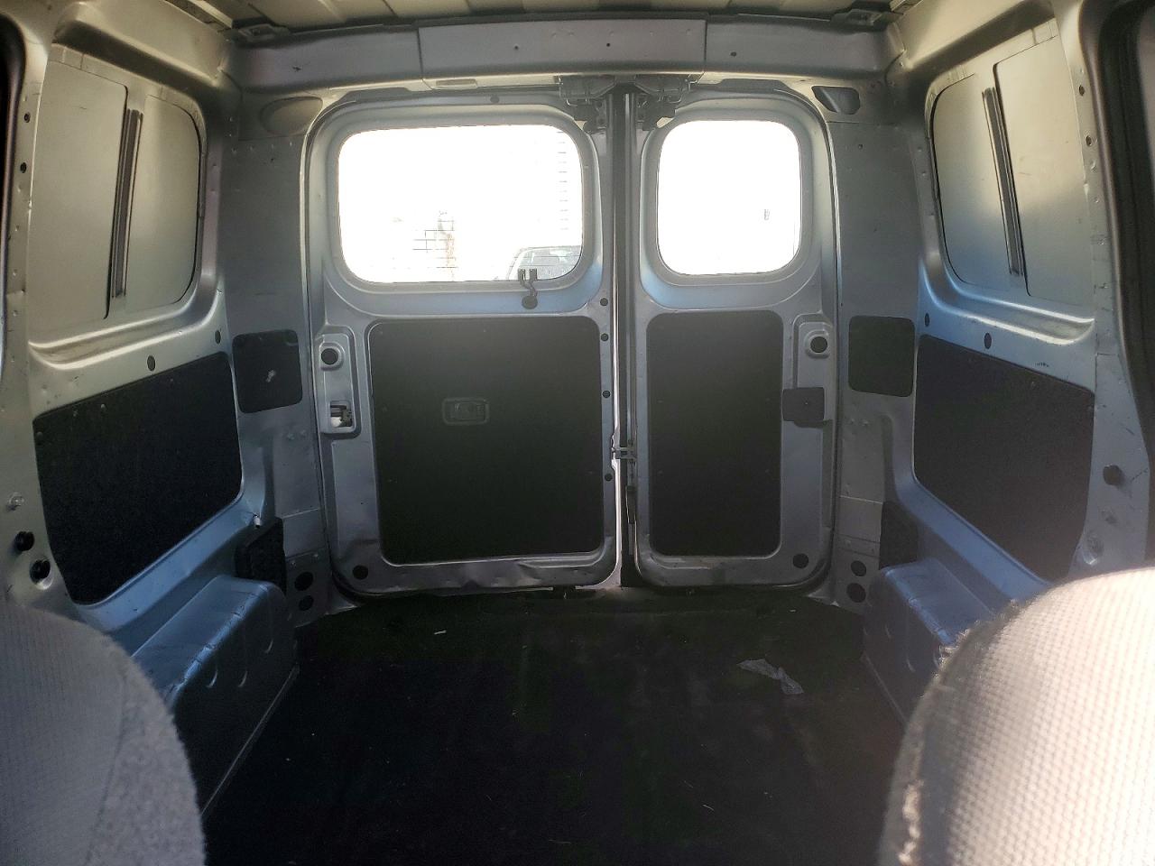 Chevrolet Express Ls