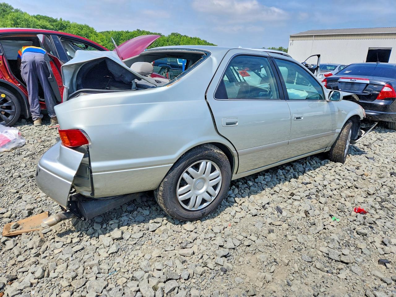 Toyota Camry Le V6
