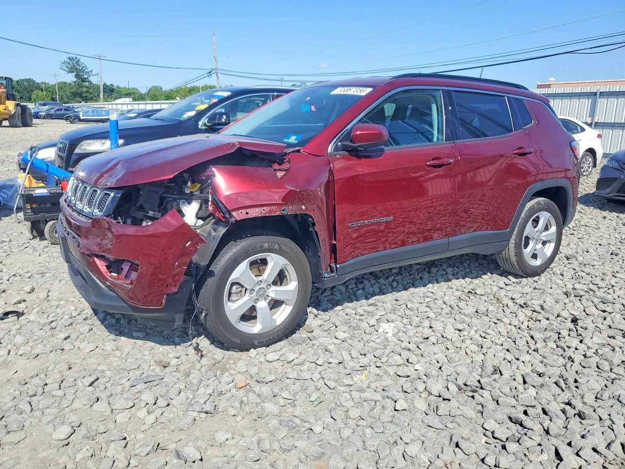 Salvage Jeep Compass Image