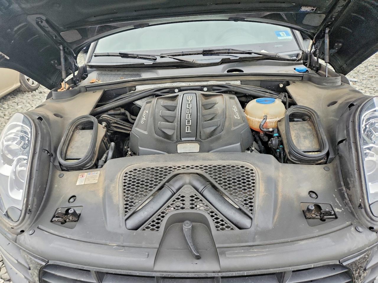 Porsche Macan Turbo
