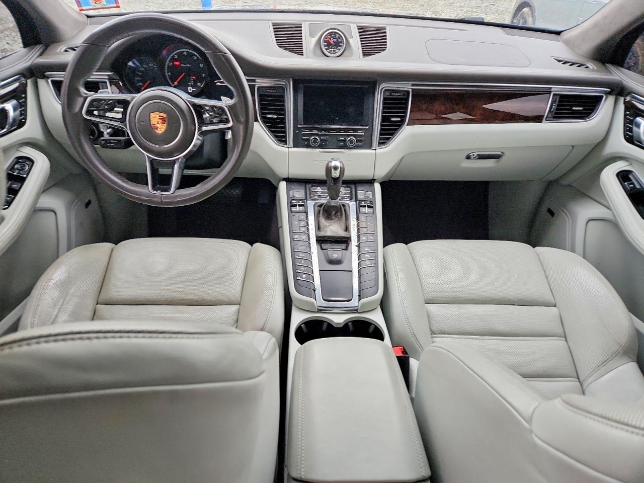 Porsche Macan Turbo