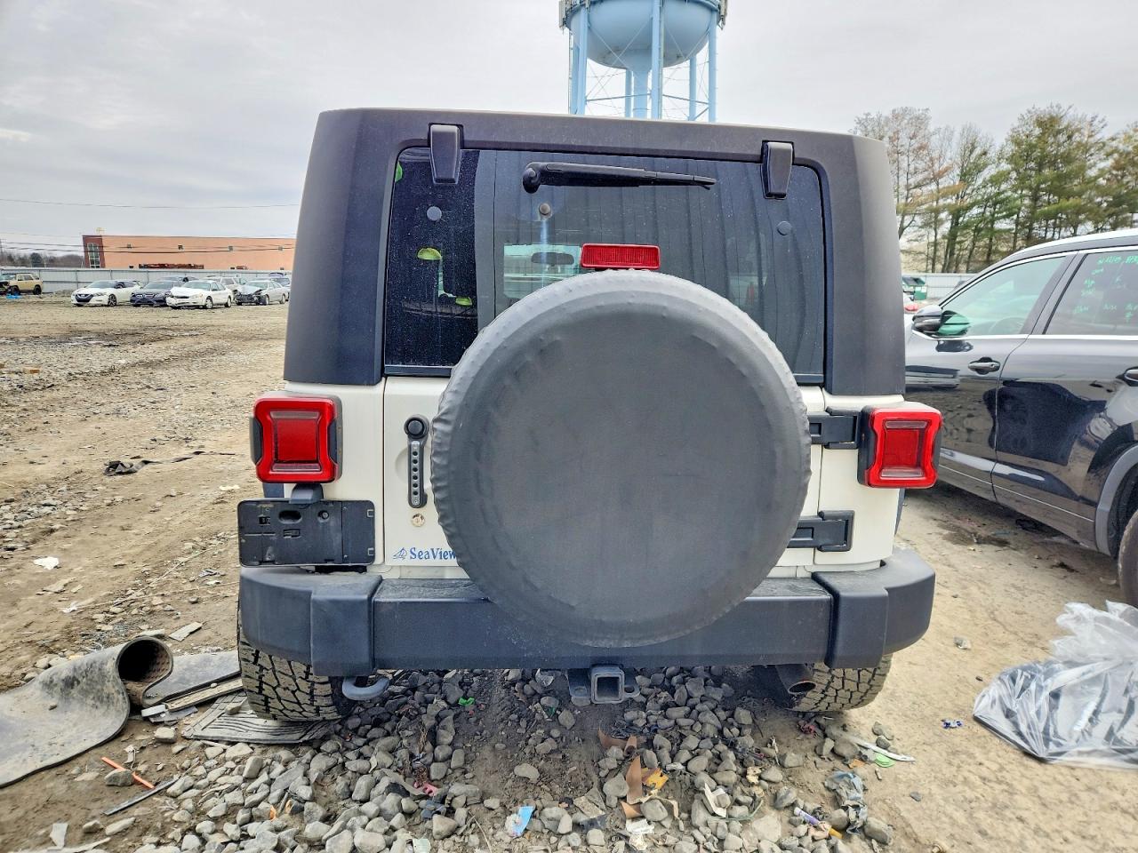 Jeep Wrangler Sahara