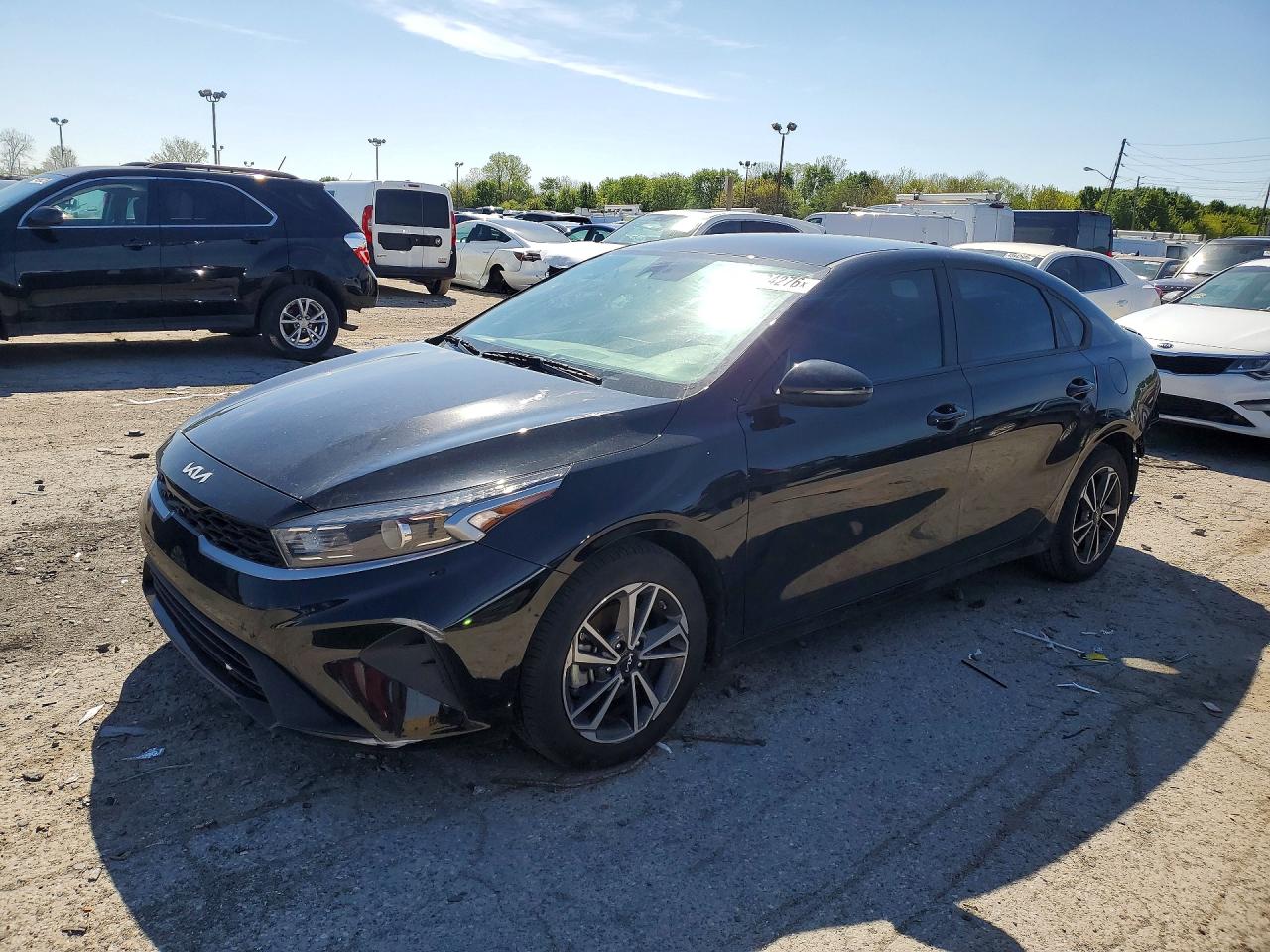 Salvage Kia Forte Image