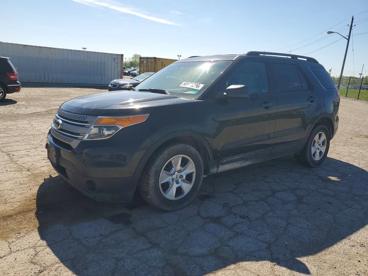 Salvage Ford Explorer Image