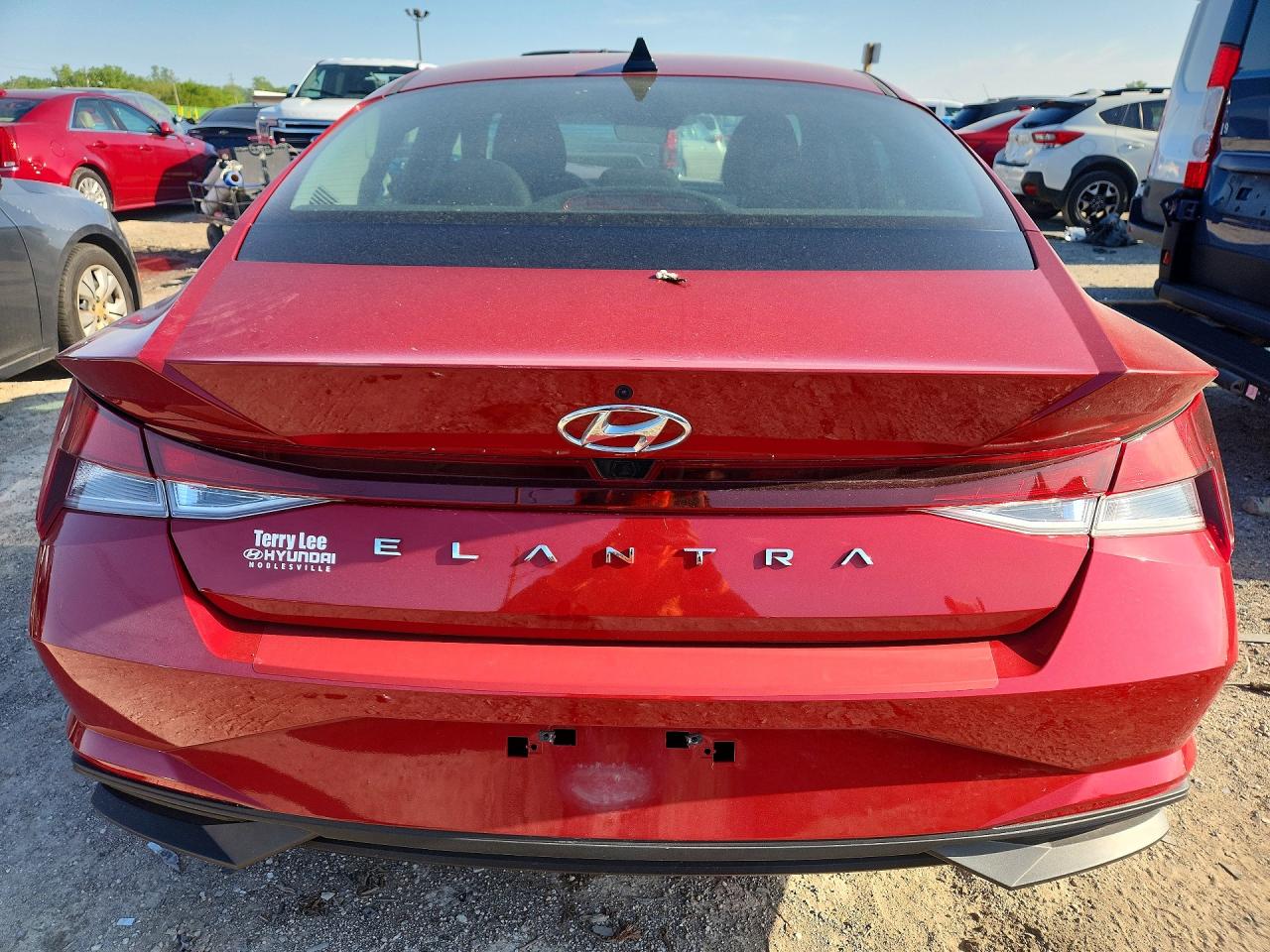 Hyundai ELANTRA Sel