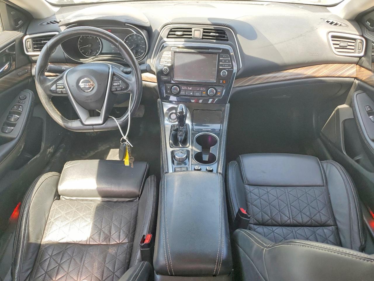 Nissan Maxima Platinum