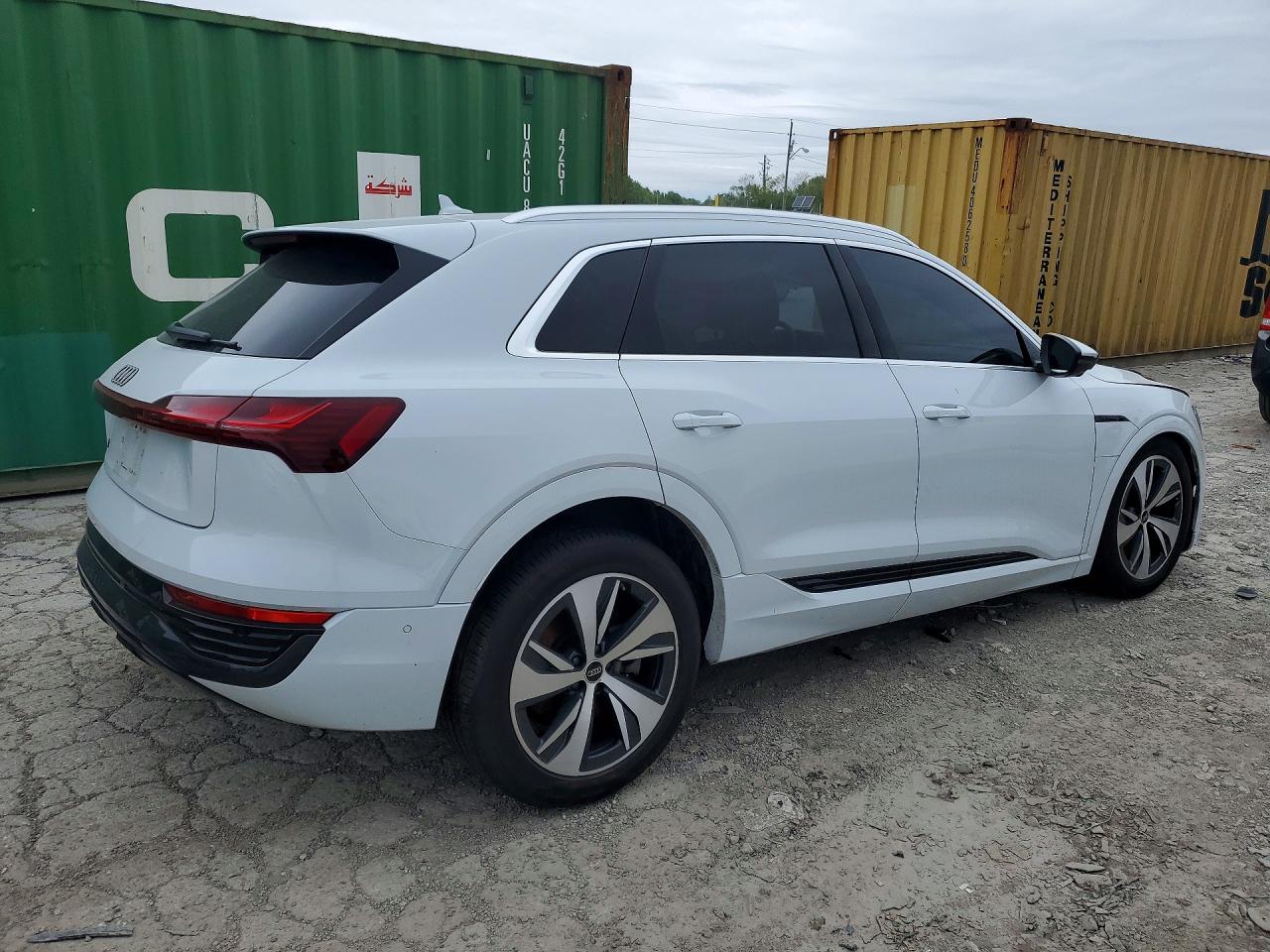 Audi Q8 Premium Plus