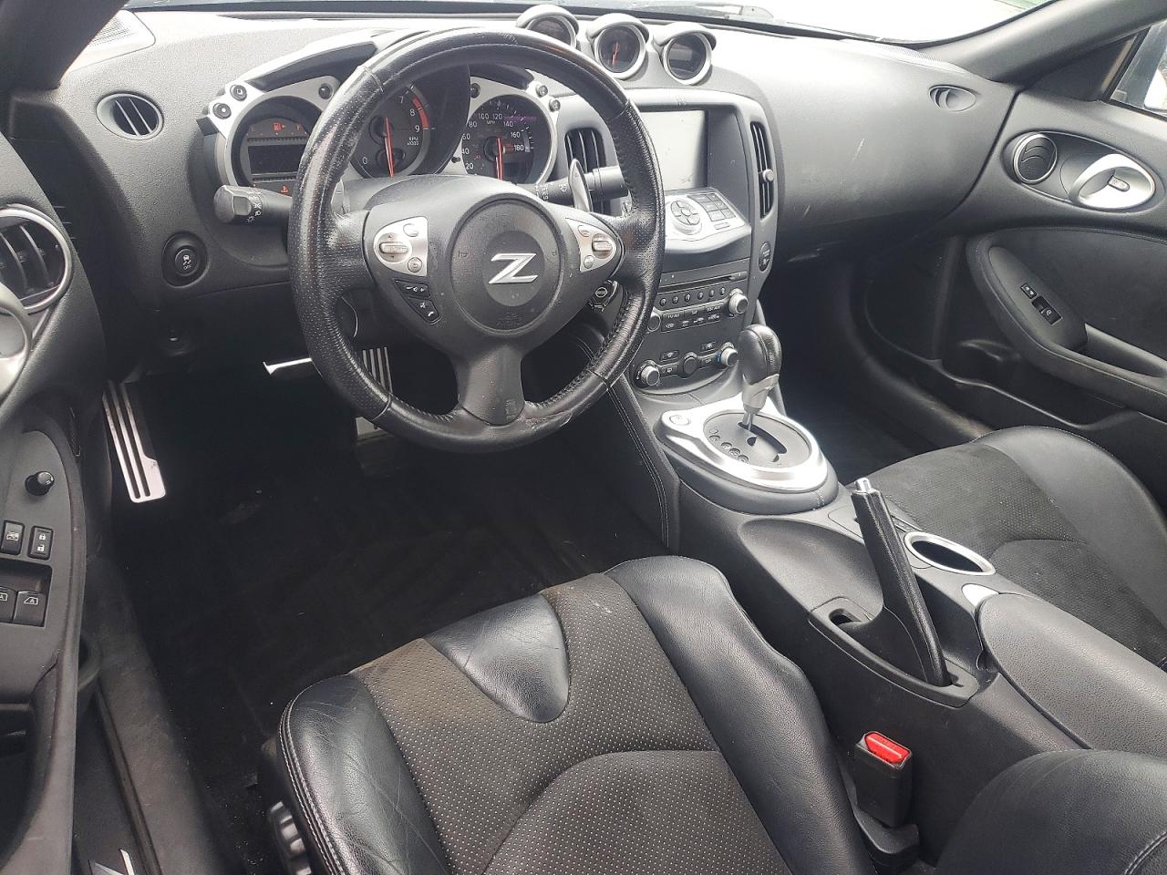 Nissan 370Z Base