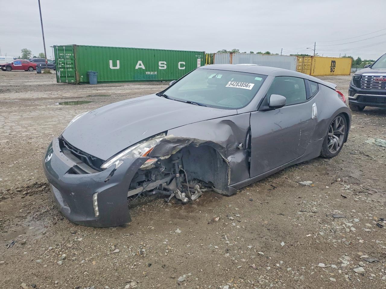 Salvage Nissan 370Z Image