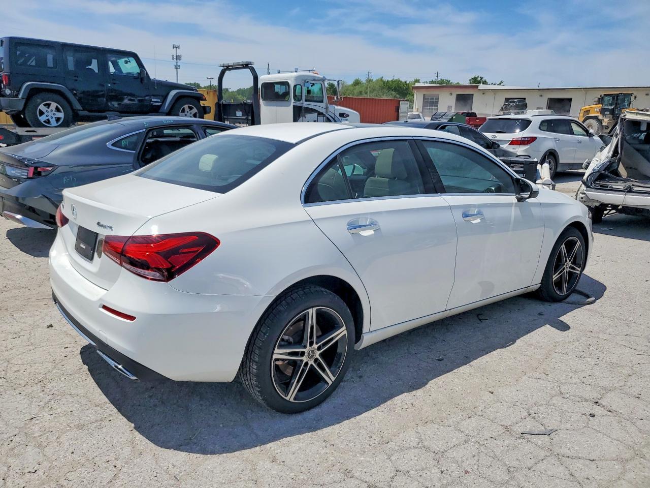 Mercedes-Benz A-Class 220 4matic