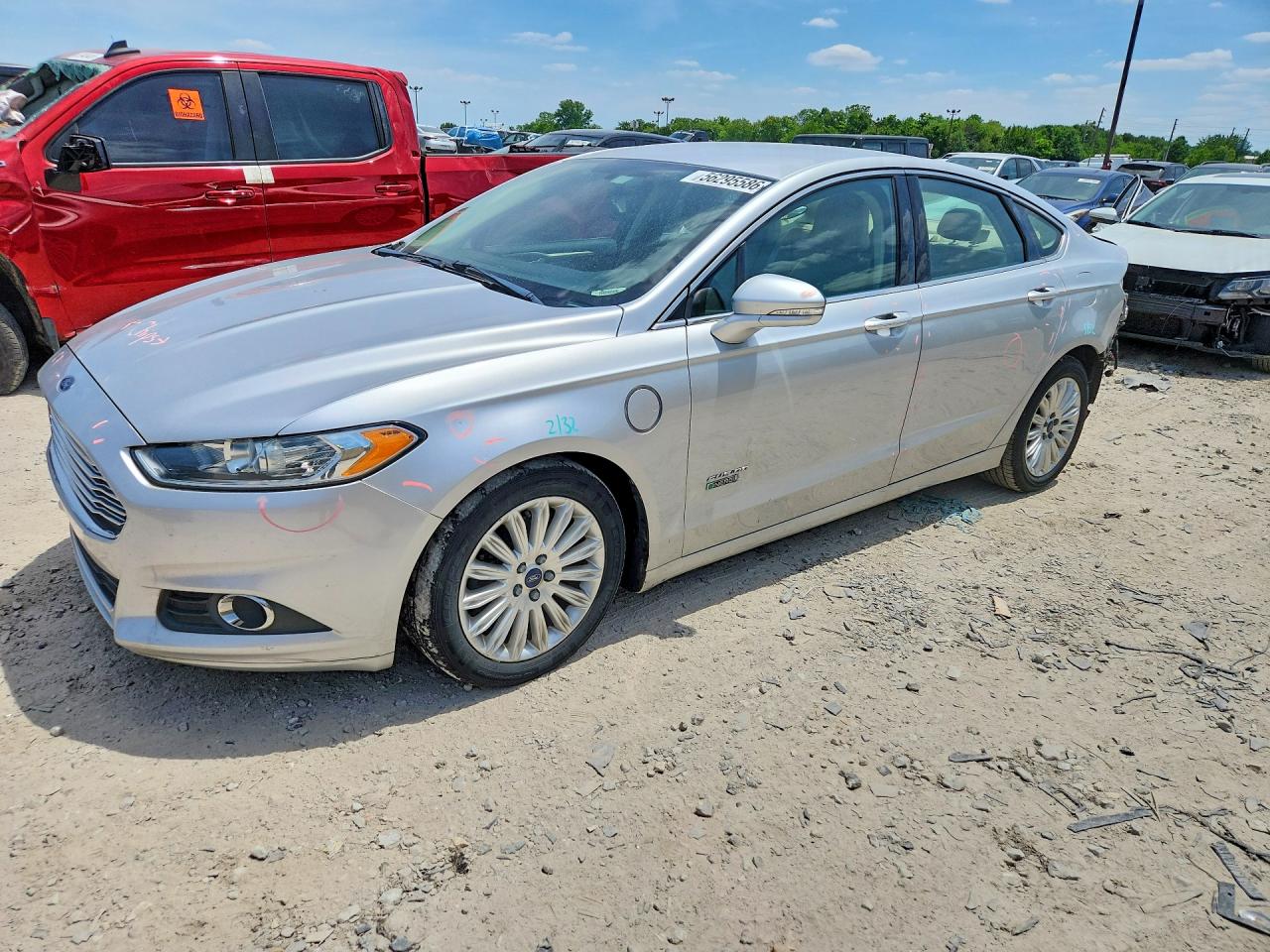 Salvage Ford Fusion Image